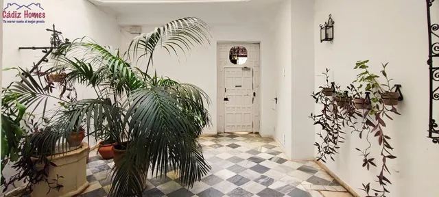 Preciosa vivienda en pleno centro.-Zona Plaza San Antonio — 24