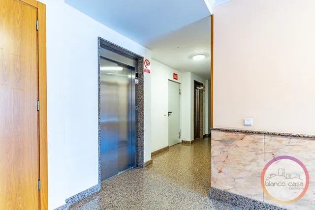 ¡ un piso con terraza de más de 25 m2, garaje y trastero en Carballo por 189.990€! — 16
