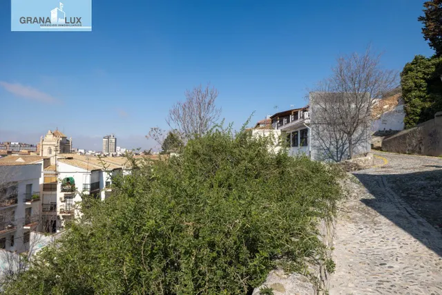 Impresionante proyecto, enclavado en una de las zonas mas exclusivas de Granada. — 17