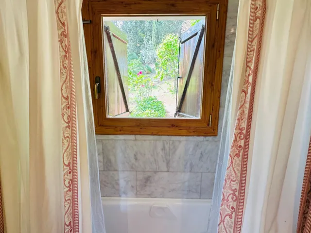 EXCLUSIVA CASA UNIFAMILIAR EN CASTELLVÍ DE ROSANES - GRAN PARCELA, PRIVACIDAD Y ENCANTO NATURAL — 39