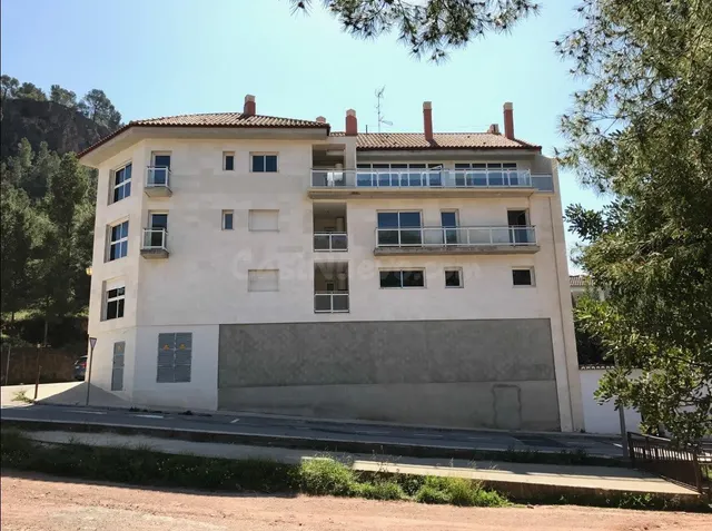 Local comercial 677m² en venta - Comunidad valenciana - foto 2