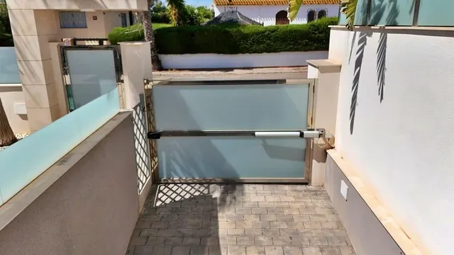 Villa 5 habitaciones 200m² en venta - Villamartín-Las Filipinas — 6