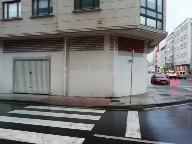 Local comercial en esquina vistosa y concurrida - foto 3
