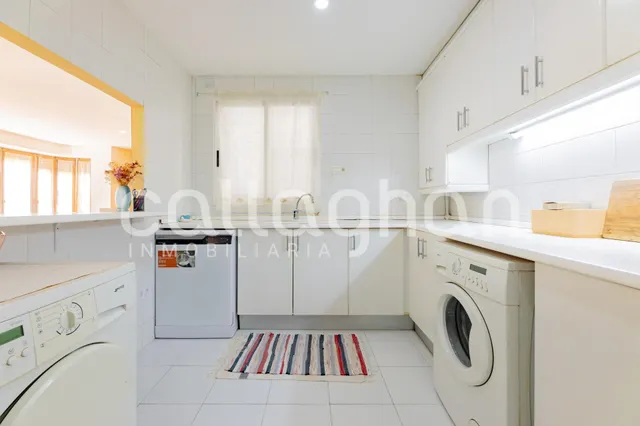 Vivienda única con vistas a la plaza de la Virgen — 12
