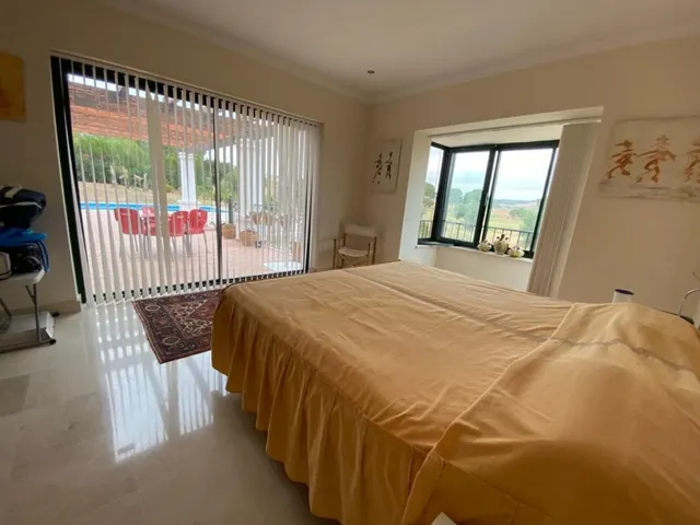 VILLA DE LUJO EN EL CAMPO DE GOLF — 23