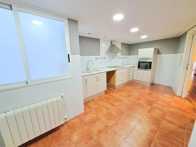 Piso en av sants patrons todo reformado de 166m2 en pleno centro de Alzira — 11