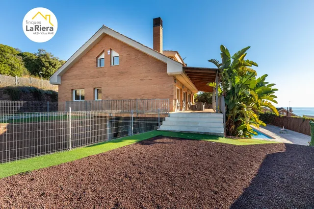 FABULOSA CASA A 4 VIENTOS CON VISTAS A MAR Y MONTAÑA !! - foto 3