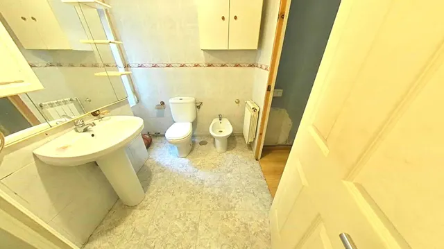 PISO PARA REFORMAR CON TERRAZA EN BEMBIBRE — 9