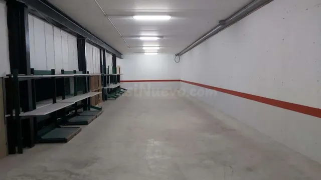 Local comercial 400m² en alquiler - Mollina