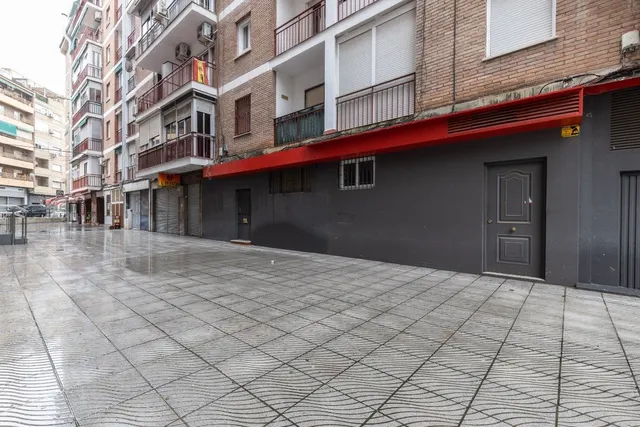 Local comercial 110m² en venta - Villarejo — 17