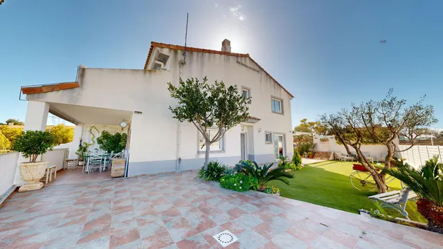 CHALET ADOSADO EN TURIS — 5