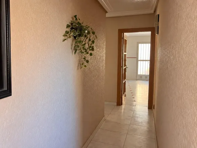 Casa de dos plantas 5 dormitorios 2 cocinas garaje terraza y buhardilla — 16
