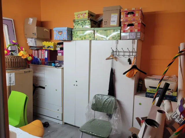 ¡Tu Negocio y Vivienda en el Corazón de Cádiz: 130m2 de Posibilidades Infinitas! — 17
