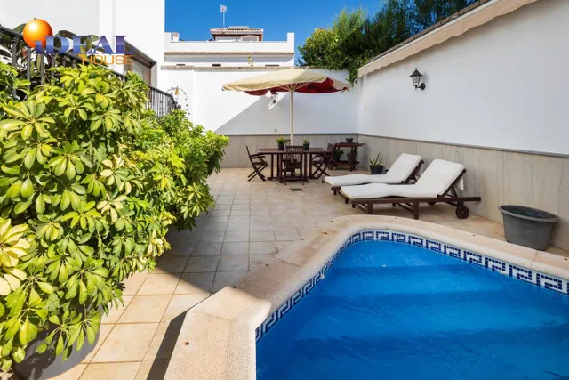 A la venta Chalet de lujo en Granada — 2