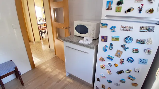 CASA CON TERRENO RÚSTICO VENTA ALMENARA DE TORMES. Urbis te ofrece una casa con terreno rústico en venta en Almenara de Tormes, Salamanca. — 36