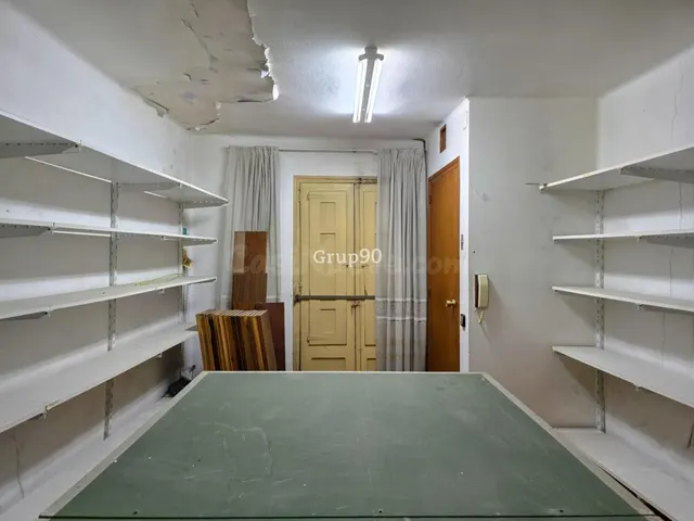 ? edificio con local comercial en venta en el centro de Lleida – ideal inversores — 21