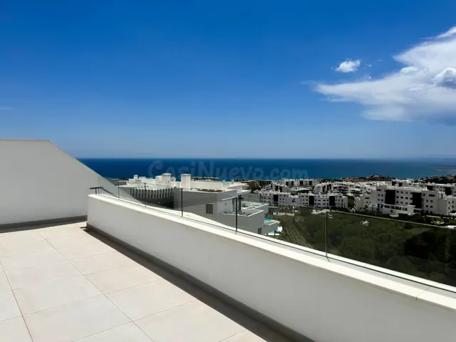 Venta de ático con dos dormitorios en Fuengirola, Málaga, Co - foto 3