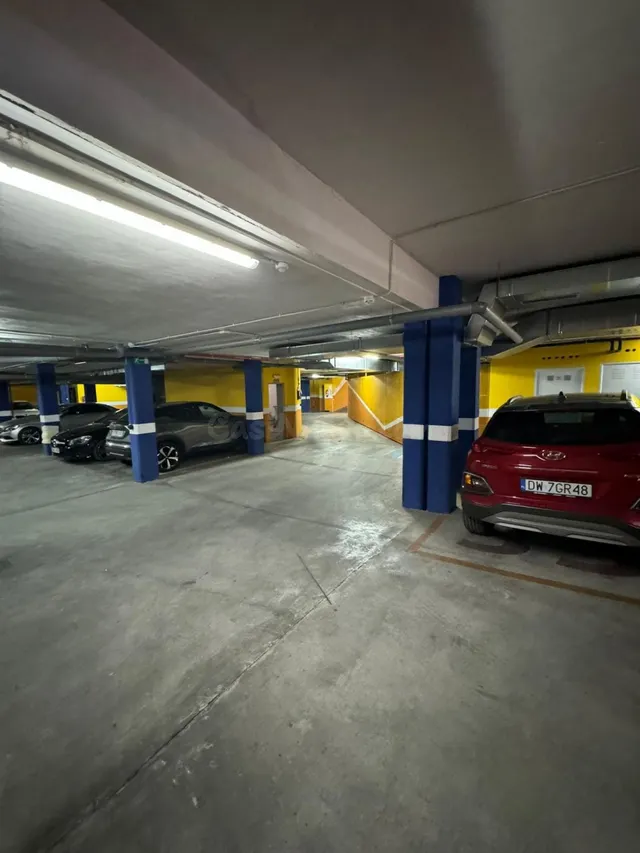 Parking en venta - Estacion de autobuses — 3