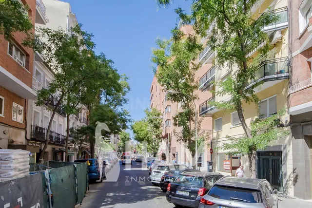 Local comercial 91m² en venta - Rios Rosas - foto 4