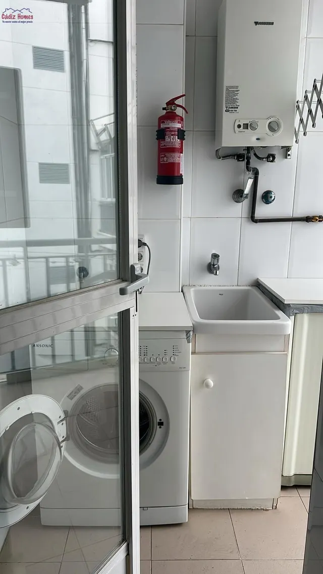 AMPLIA VIVIENDA.-ZONA CORTE INGLÉS — 20