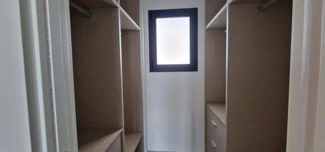 Elegante apartamento de 3 dormitorios con amplia terraza — 27
