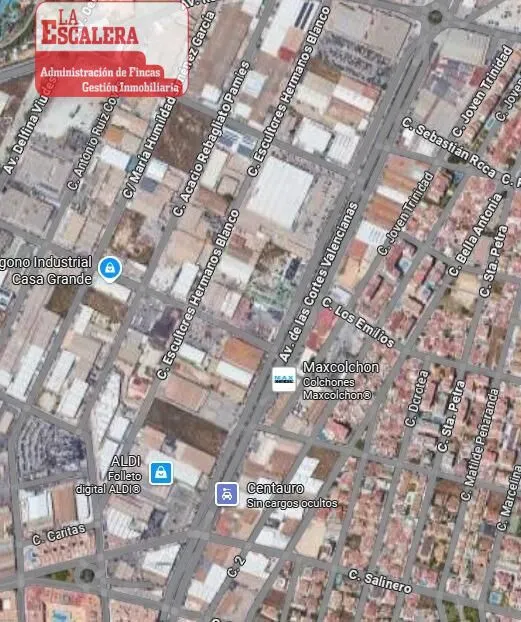 Terreno terciario en zona comercial