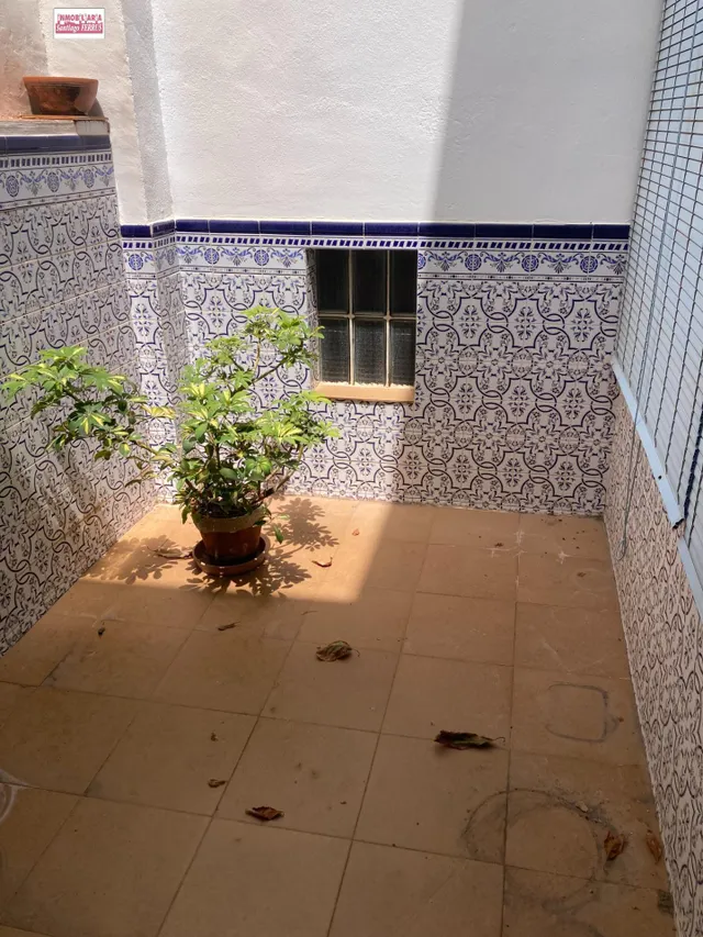 VENTA DE EDIFICIO FAMILIAR EN BENIFAIO (VALENCIA) — 12