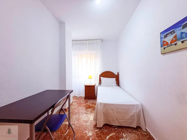 En venta en Valdepasillas, junto a Sinforiano Madroñero — 31
