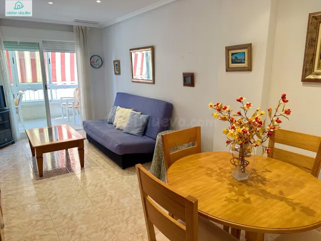 APARTAMENTO LUMINOSO EN SANTA POLA CON EXCELENTE UBICACIÓN Y - foto 5