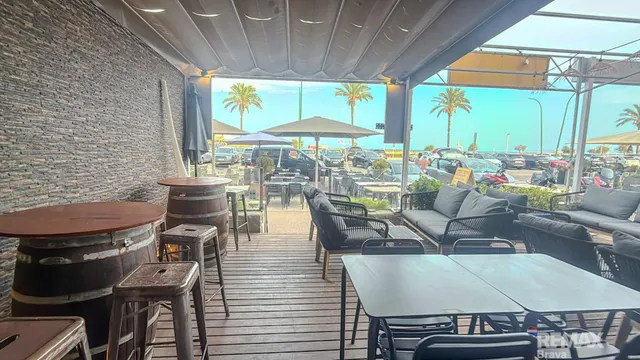 Empuriabrava | Traspaso de restaurante bar en primera línea  - foto 4