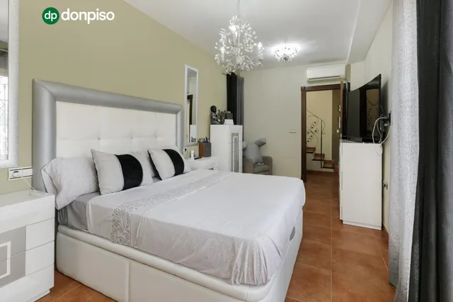 Espectacular casa con piscina a 15 minutos de la playa — 17