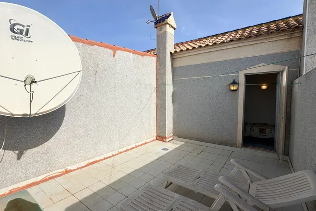 MAGNIFICA VIVIENDA ADOSADA CON PISCINA COMUNITARIA, IDONEA COMO VACACIONAL — 41