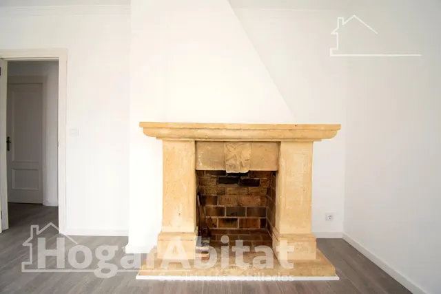 ÁTICO REFORMADO CON TERRAZA Y VISTAS DESPEJADAS AL MONTGÓ — 43