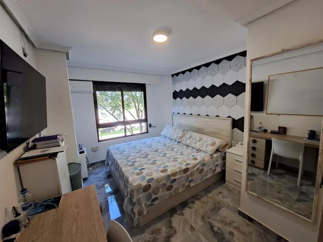 VIVIENDA COMPLETAMENTE REFORMADA Y PERFECTAMENTE EQUIPADA — 27