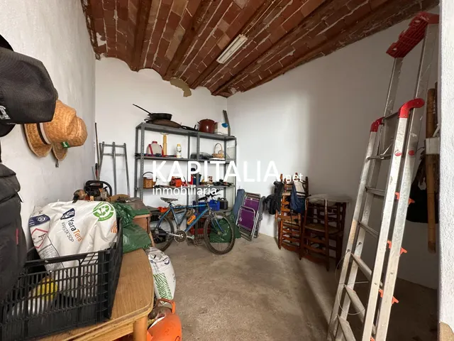 Casa en EXCLUSIVA en VENTA en el centro de Rotglà i Corberà con patio interior y 5 habitaciones — 16