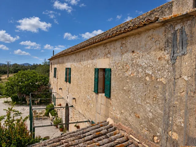 Alquería histórica de 1852 con más de 33.000 m2 en Porreres - foto 4