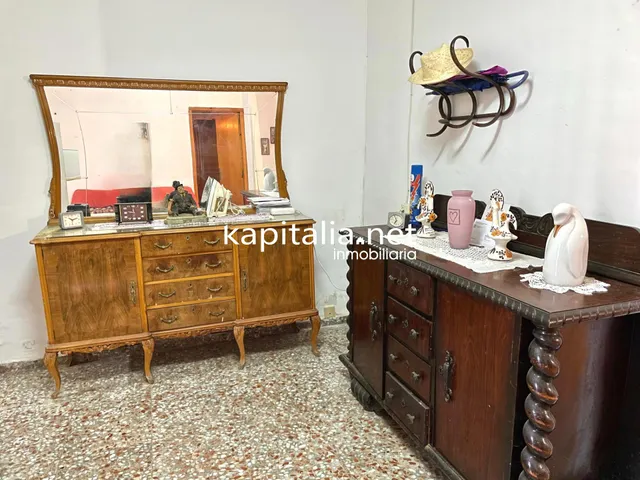 Casa a la venta en Ráfol de Salem. — 5