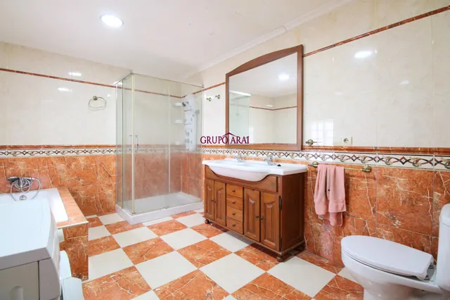 Se vende vivienda única en Villafranqueza, Alicante — 44