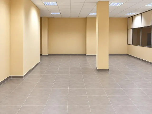 Local comercial en venta en Quart de Poblet — 10