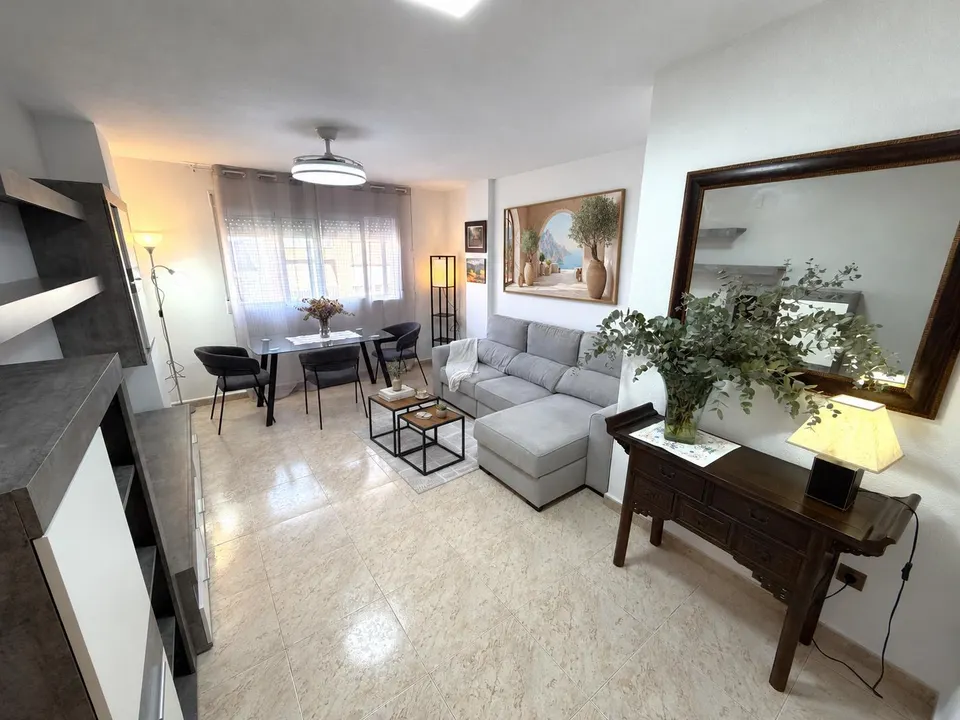 Piso 3 habitaciones 95m² en alquiler - Campoamor