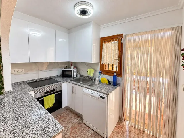 Vivienda en planta baja con dos terrazas frente a la piscina en El Moncayo – Guardamar del Segura — 18