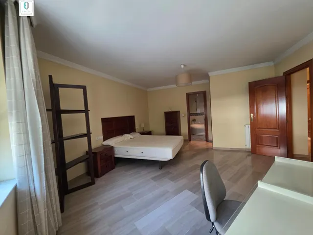 Gran piso de 3 dormitorios y 2 baños en la mejor ubicación — 8