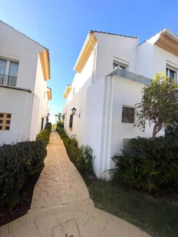 Casa de pueblo en Venta en Linea De La Concepcion, La Cádiz — 21