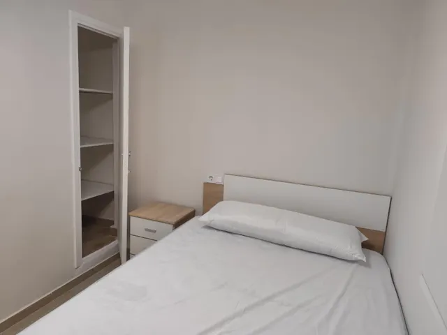 PISO EN VENTA ALQUILADO 2360€/MES - LOS ANGELES — 7