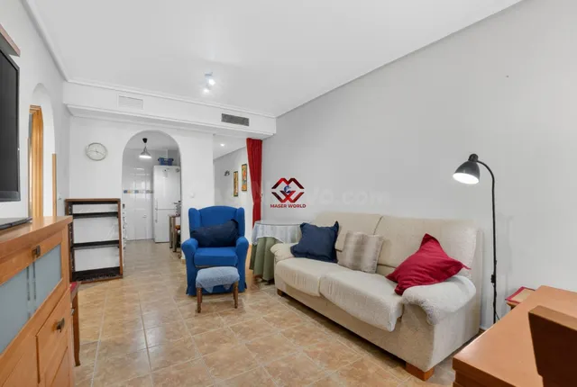 Piso impecable con ascensor y trastero en Santiago de la Rib