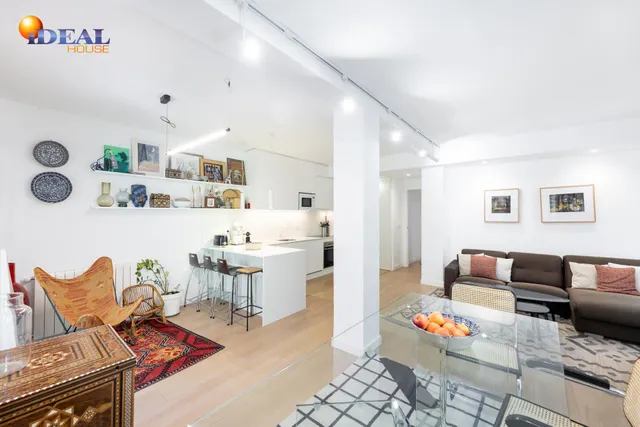 *  EXCLUSIVA VIVIENDA REFORMADA EN PLAZA MARIANA PINEDA — 12