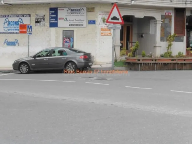 REF 2402 LOCAL COMERCIAL 90 m2 PUERTO ARCADE (SOUTOMAIOR) - foto 2