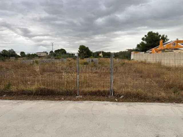 PARCELA DE 859M2 EN GALLIPONT - foto 5