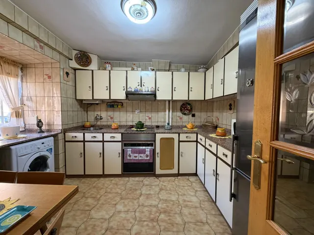 Venta casa zona San Lorenzo en Ponferrada - foto 5