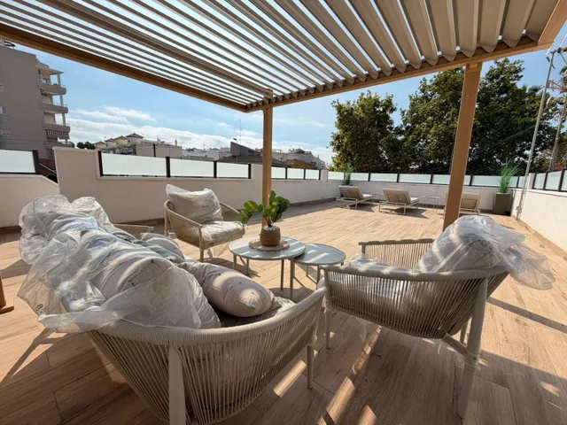 Espectacular vivienda reformada con parcela de 200 m2, terraza y solárium cerca de Playa del Cura — 15